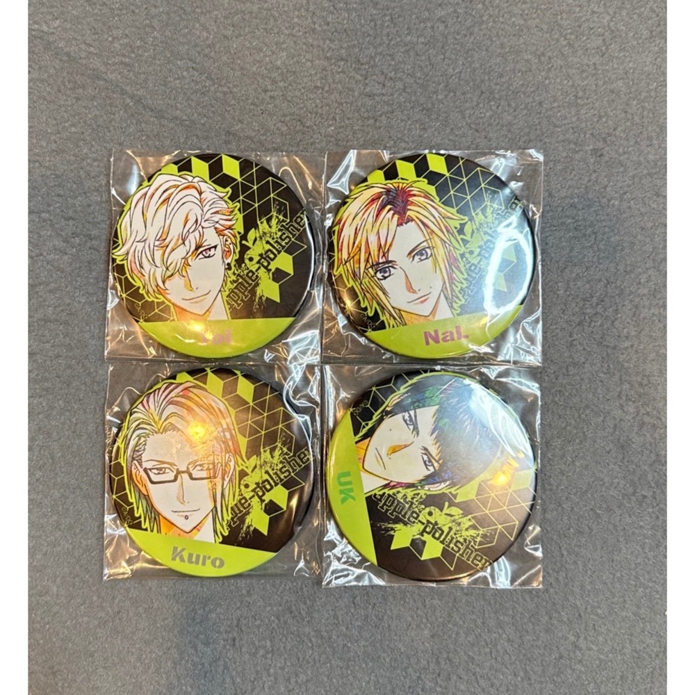 apple polisher Enamel Can Badge Set  Toi NaL Kuro UK Anime Merch